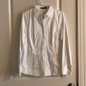 BRAND NEW!! The Limited Essential Shirt